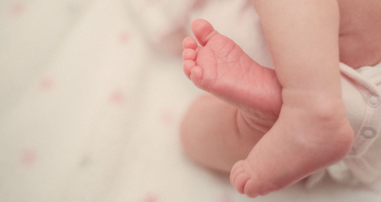 baby feet cute